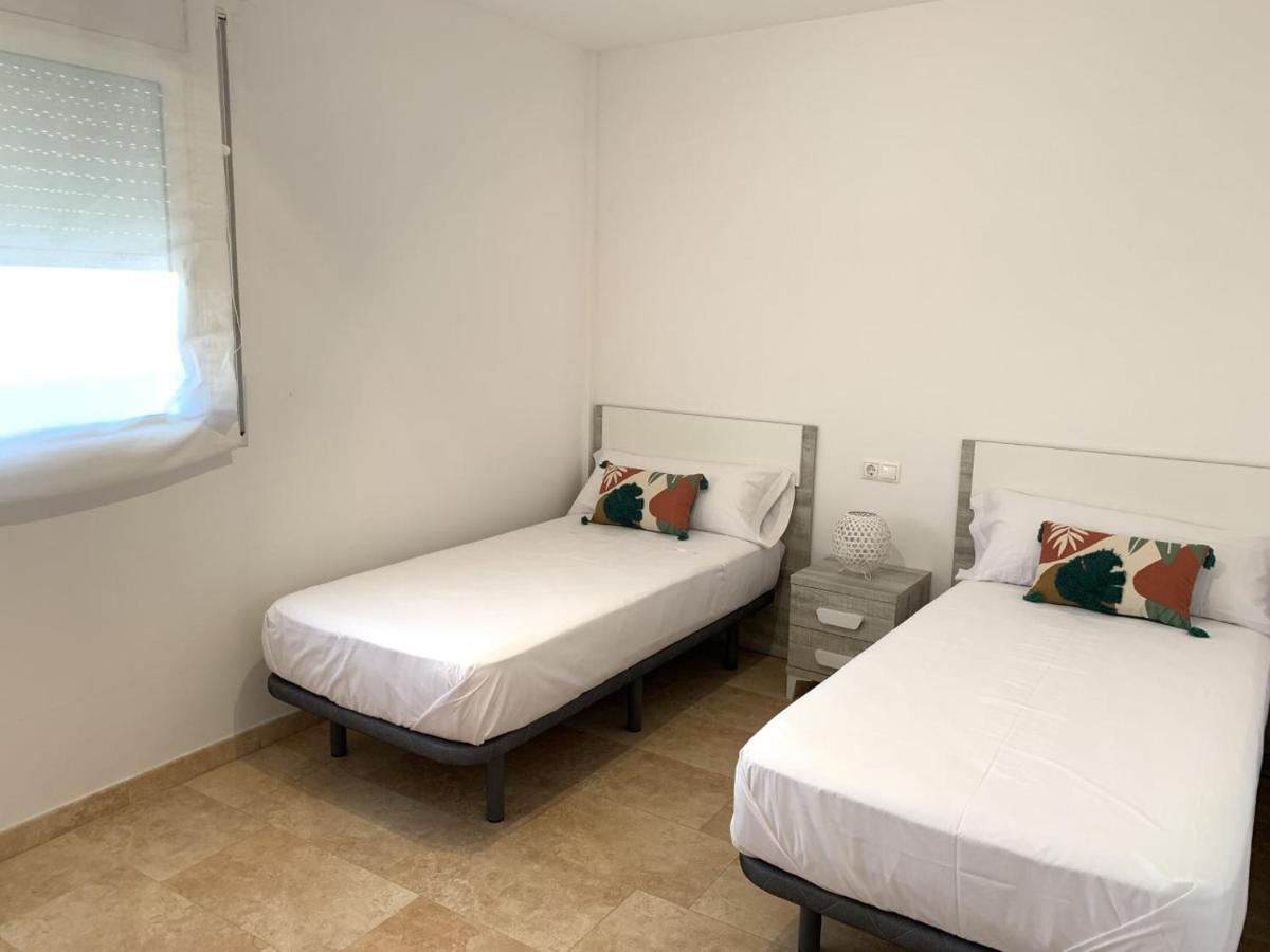 Lo Salat Apartment Делтебре Екстериор снимка