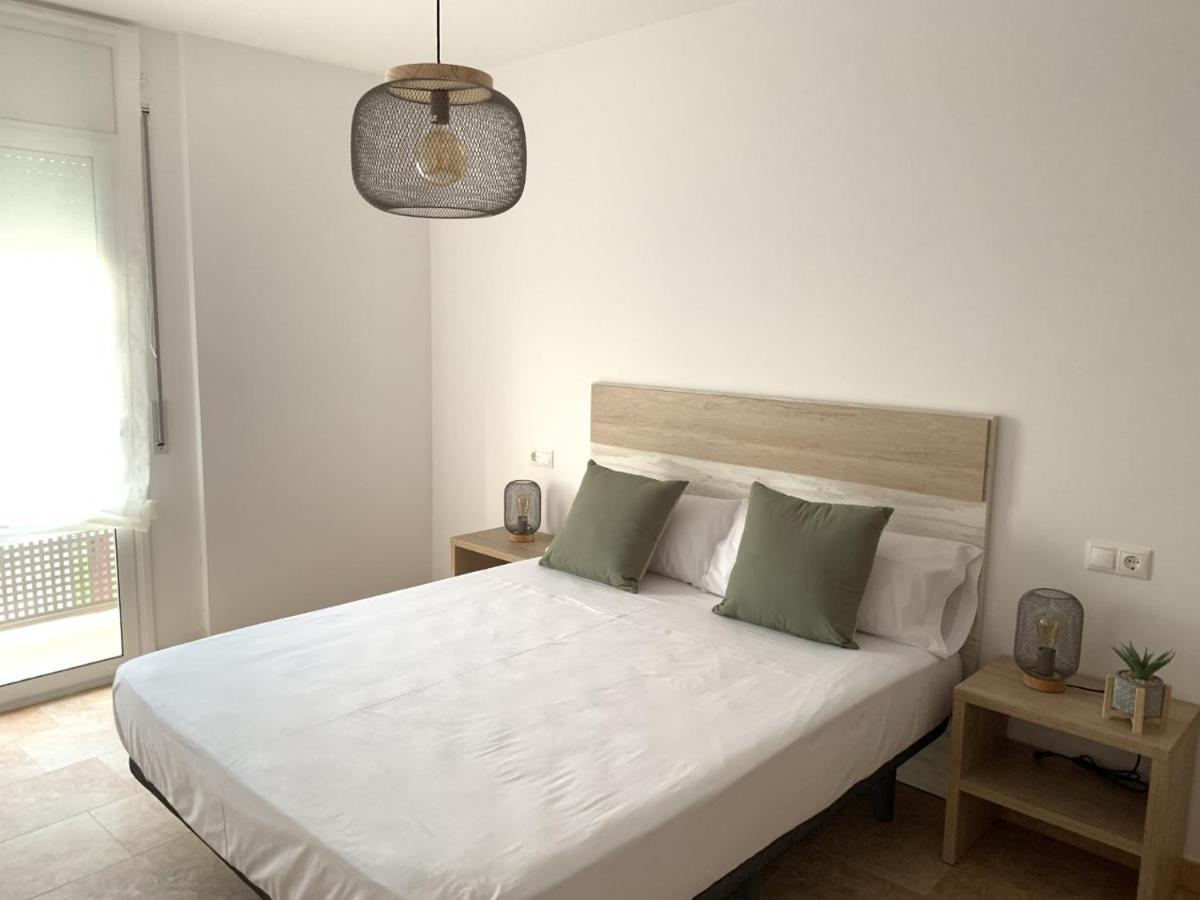 Lo Salat Apartment Делтебре Екстериор снимка