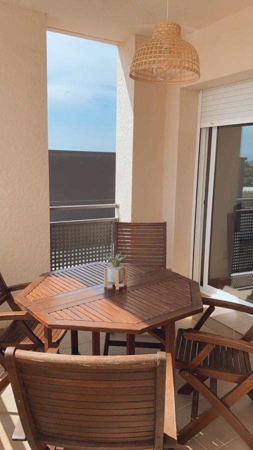 Lo Salat Apartment Делтебре Екстериор снимка